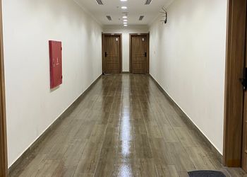 غرفة وصالة عصرية بدخول ذاتي