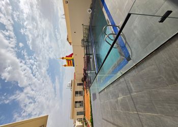 شالية بإطلالة على الجبل 