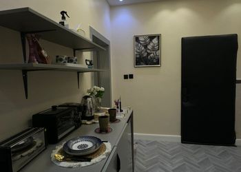 استديو هادئ بسريرماستر يدخول ذكي
