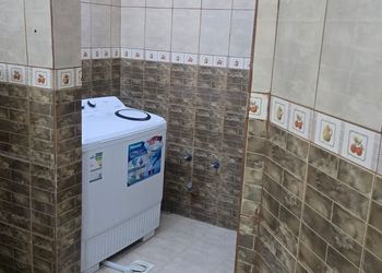 شقة بغرفتين نوم وصالة جلوس