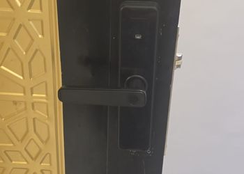 استديو هادئ بسرير ماستر 