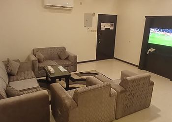 شقة بغرفتين نوم وصالة 