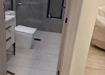 شاليه بمسبح داخلي وغرفتين نوم