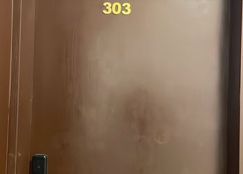 شقة انيقه غرفة نوم و صالة جلوس