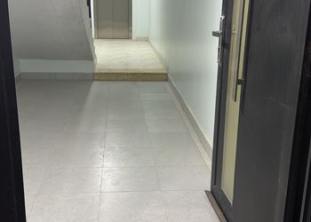 غرفه وحمام ومطبخ 