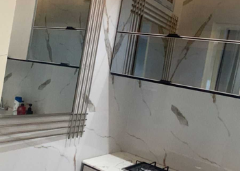استديو بسرير ماستر وأثاث مريح 