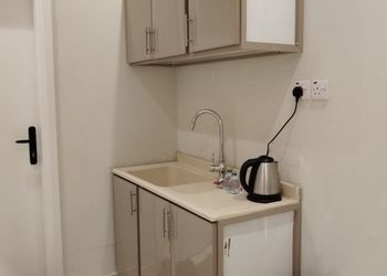 استديو بسرير ماستر و اثاث مريح 