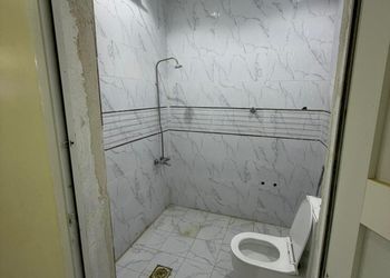 استراحة بمجلس وفناء خارجي 