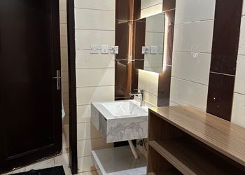 استديو بسرير ماستر وجلسة جانبية
