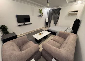 استديو هادئ بسرير ماستر 
