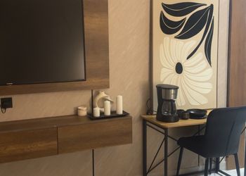 استديو بسرير ماستر وجلسة جانبية 