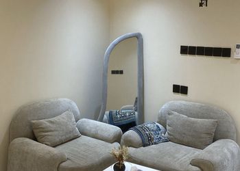 استديو بسرير ماستر وأثاث مريح 