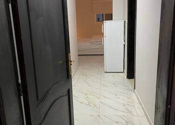 استديو بسرير ماستر 