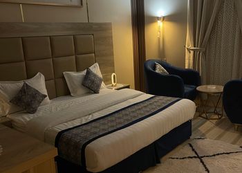 استديو هادئ بسرير ماستر 