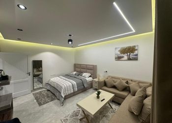 استديو بتصميم انيق ودخول ذاتي 
