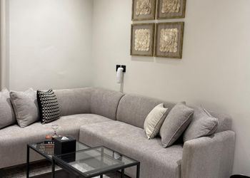 استديو بدخول ذاتي وتصميم أنيق 