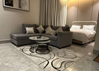 استديو بتصميم أنيق ودخول ذاتي