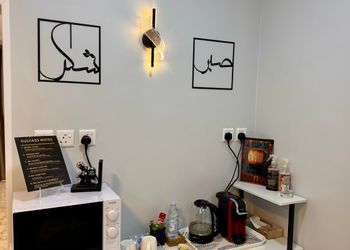 استديو هادئ بدخول ذاتي 