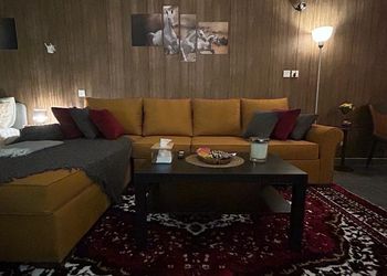 استديو بسرير ماستر وجلسة خارجية