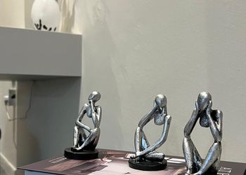 استديو بسرير ماستر