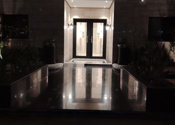شقة بدخول ذاتي وتصميم أنيق 