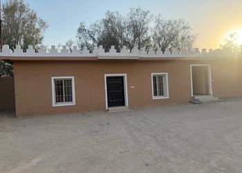 استراحة بغرفه نوم وصالة أنيقة