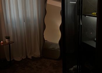 استديو هادئ بسرير ماستر 