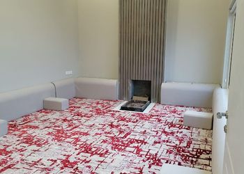 شاليه بملعب طائرة 