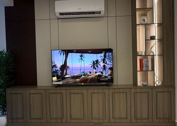 شقة بغرفة معيشة وغرفة نوم 