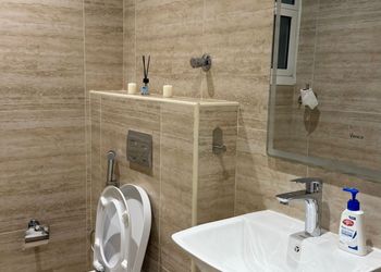 استديو بسرير ماستر