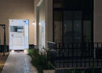 شاليه بمسبح خارجي وأجواء ممتعة 