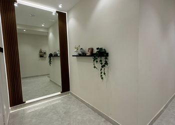 استديو باثاث مريح وبسيط 