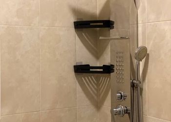 استديو هادئ بدخول ذاتي 