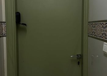 استديو هادئ بسرير ماستر 