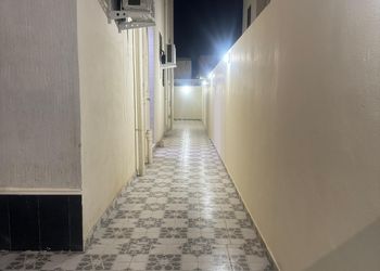 شقة بغرفتين نوم وصالة 