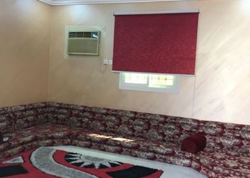 استراحة بمسبح داخلي وألعاب أطفال