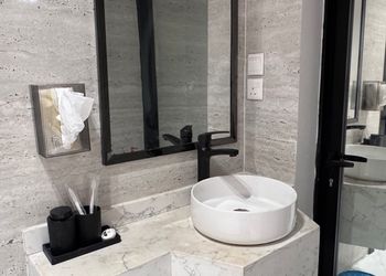 استديو هادئ بسرير ماستر 