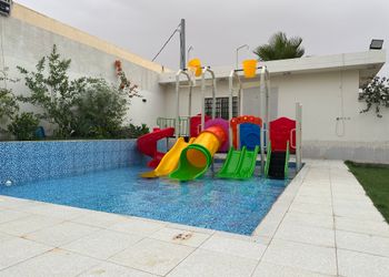 شاليه بصالة جلوس ومسبح 
