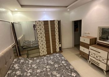 شالية بمجلس ومسبح العاب مائية