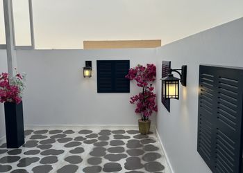 استديو بسرير ماستر وجلسة خارجية 