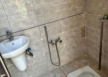 شاليه بألعاب مائية ومسبح