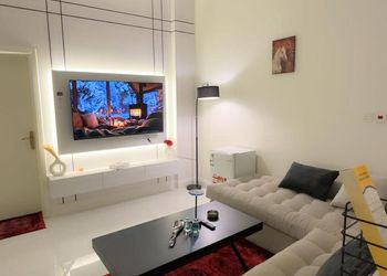 شقة بغرفة نوم ودخول ذاتي 