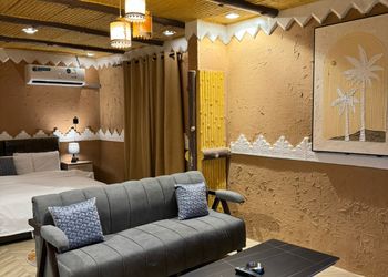 استديو بطابع نجدي