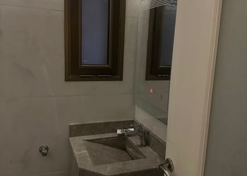 استديو بسرير ماستر وجلسة 