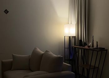 استديو هادئ بسرير ماستر 