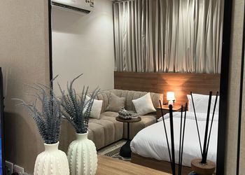 استديو بدخول ذاتي وتصميم هادئ 