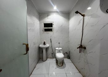 استديو بسرير ماستر