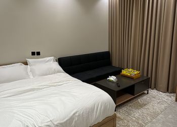 استديو بسرير ماستر