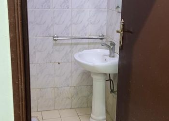 استديو هادئ بسرير ماستر 