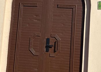 استراحة بمسطح اخضر